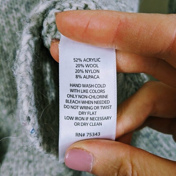 Max Studio Light Gray Mock Neck Pullover Sweater Size M - Picture 6 of 6